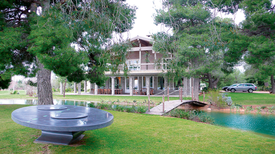 Αντώνης Ρέμος - Υβόννη Μπόσνιακ: Σήμερα γάμος γίνεται!