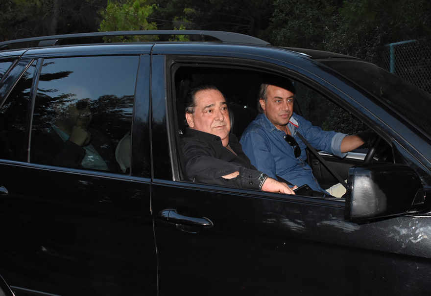 Αντώνης Ρέμος - Υβόννη Μπόσνιακ: Δείτε όλα όσα έγιναν στο γάμο της χρονιάς 