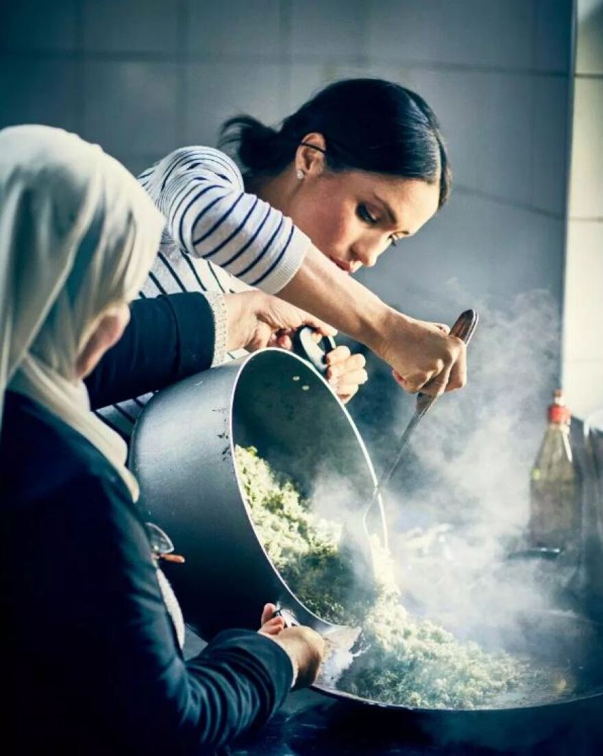 Η Μέγκαν Μαρκλ μαγειρεύει για φιλανθρωπικό σκοπό