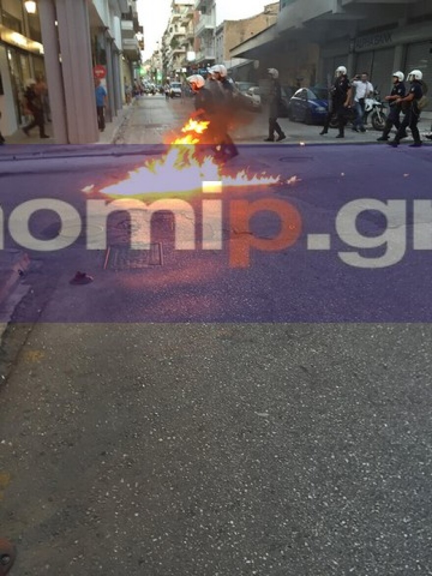  Πορεία για τον Παύλο Φύσσα: Ένταση και μολότοφ στην Πάτρα