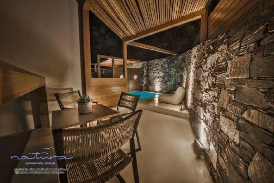  Στη Σκόπελο αγοράζουν παράγκες έναντι 1 εκατ. ευρώ!