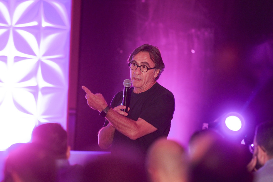 Πίτερ Οικονομίδης: Οι Έλληνες είχαμε την ευκαιρία να δημιουργήσουμε ένα πανίσχυρο brand, αλλά την πετάξαμε