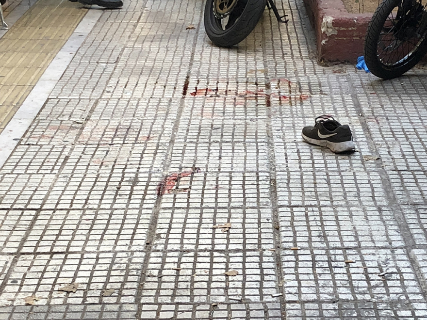 Νεκρός άντρας που αποπειράθηκε να ληστέψει κοσμηματοπωλείο στο κέντρο της Αθήνας