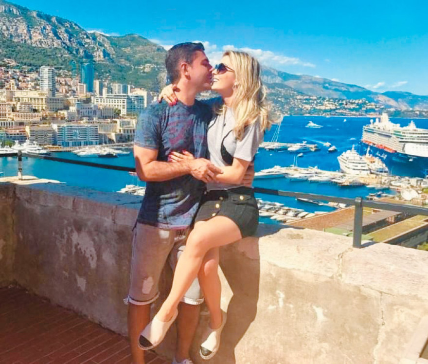 Το «τρίτο στεφάνι» του Ντόντα και η νέα ζωή της Αθηνάς Ωνάση