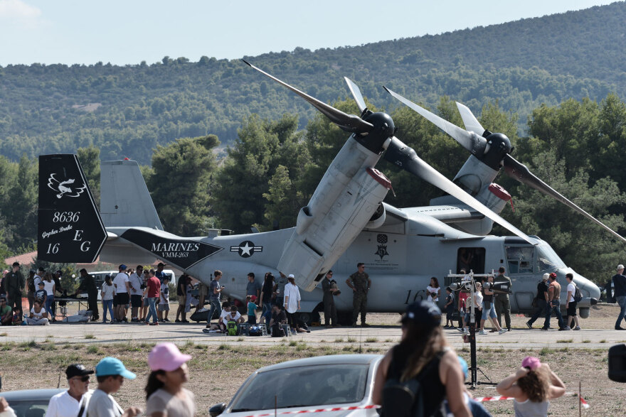 Υπερθέαμα στους αιθέρες και φιγούρες που κόβουν την ανάσα στο Athens Flying Week