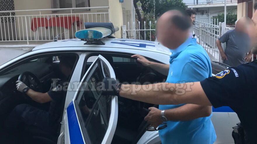 Σοκ στη Λαμία: Μαχαίρωσε τη φίλη της αδελφής του μπροστά στις μικρές ανιψιές του