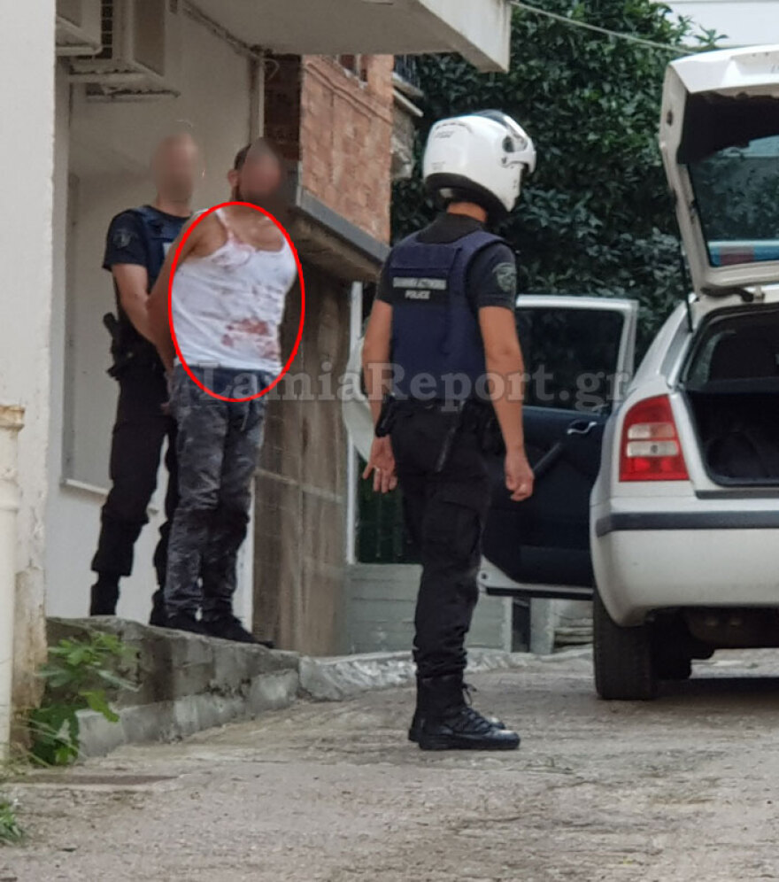 Σοκ στη Λαμία: Μαχαίρωσε τη φίλη της αδελφής του μπροστά στις μικρές ανιψιές του