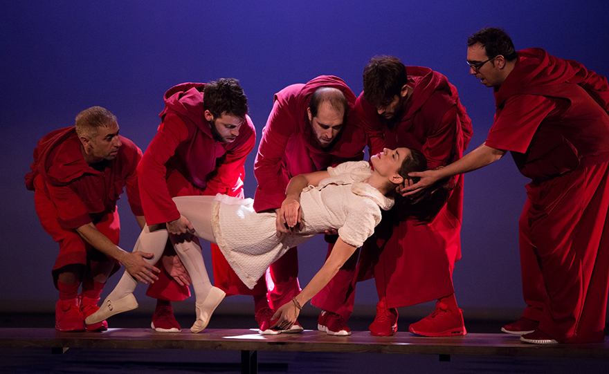 Μια Πόρτα για να δούμε… το Θέατρο