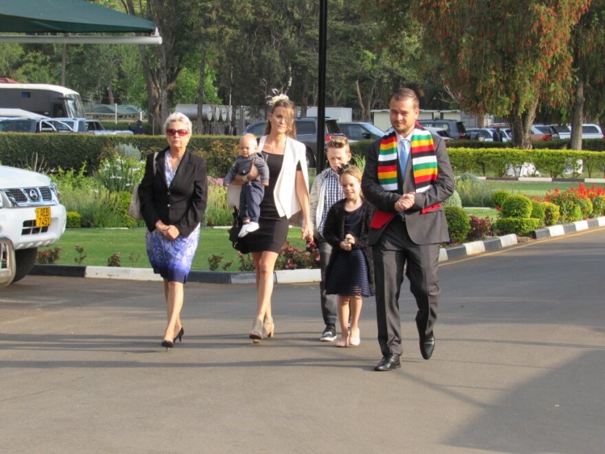 Ένας Κεφαλονίτης υφυπουργός στη... Ζιμπάμπουε