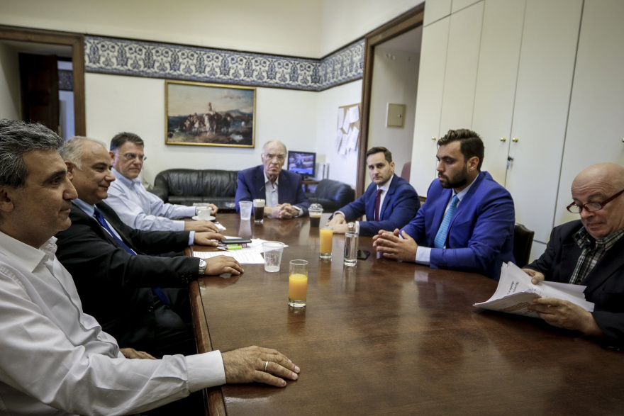 Κρίση στην Ένωση Κεντρώων: Δεν ζητά συγγνώμη και δεν παραδίδει την έδρα του ο Σαρίδης