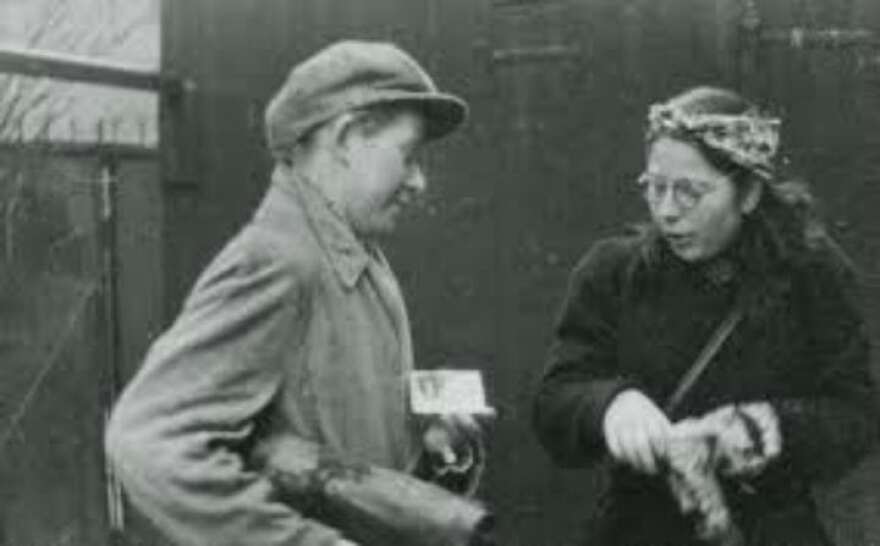 Το «κορίτσι που εκτελούσε ναζί» στον Β' Παγκόσμιο πέθανε σε ηλικία 93 ετών