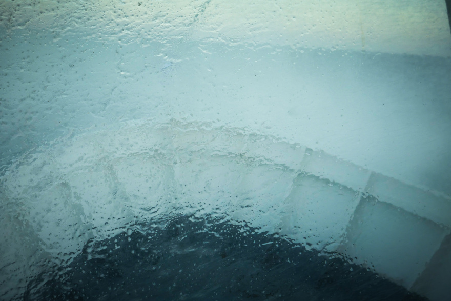 Αγριεύει ο «Ξενοφών»: Ισχυροί άνεμοι στη Θεσσαλονίκη - Ξεριζώθηκαν δέντρα, ζημιές σε ΙΧ  