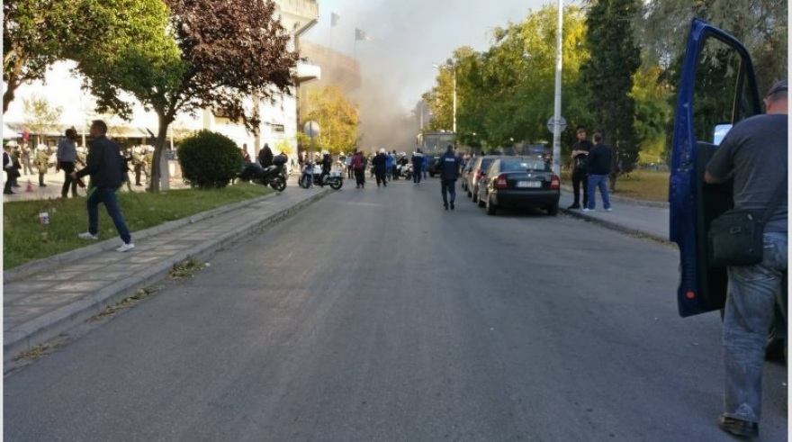 Επεισόδια στην Τούμπα - Tραυματίστηκε αστυνομικός