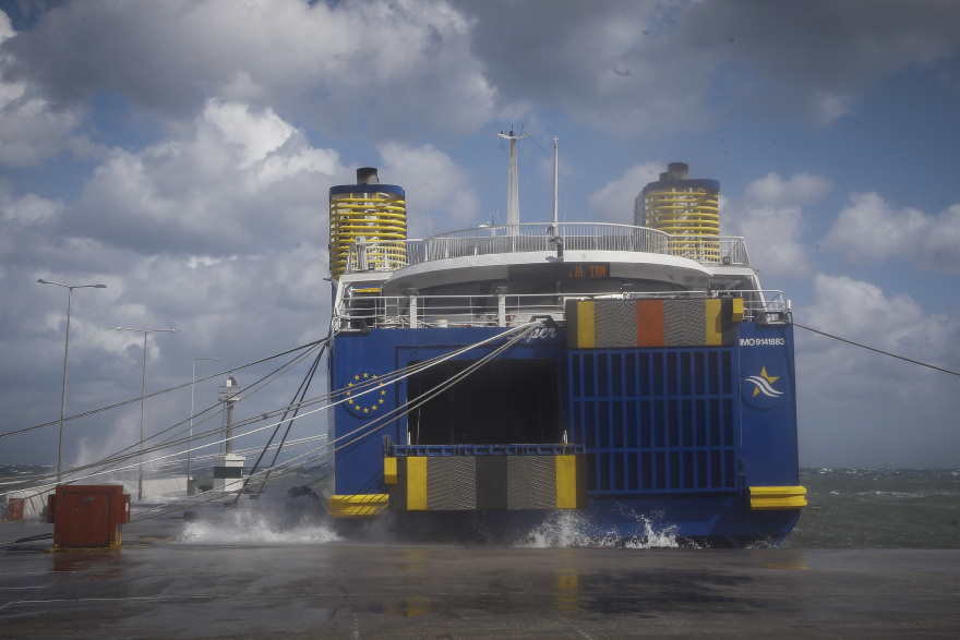 Στη δίνη του «Ξενοφώντα» η χώρα - Πού θα χτυπήσει τις επόμενες ώρες η κακοκαιρία