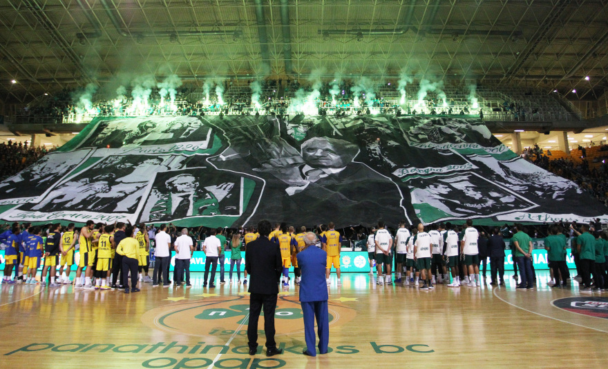 Τρομερές στιγμές: Το λάβαρο του Παύλου Γιαννακόπουλου στο ΟΑΚΑ! 