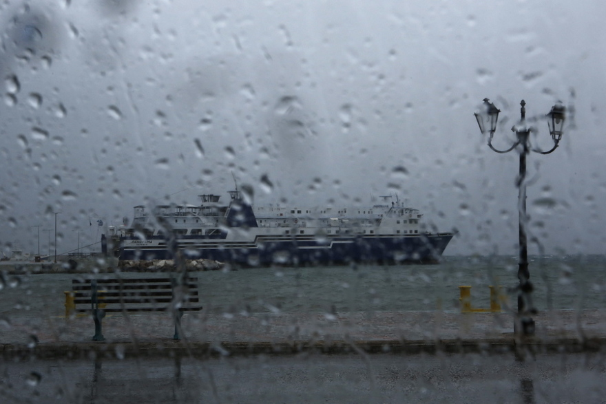 Στην Ελλάδα ο κυκλώνας Ζορμπάς: Πλήττει τη Νότια Πελοπόννησο - Πώς θα κινηθεί μετά