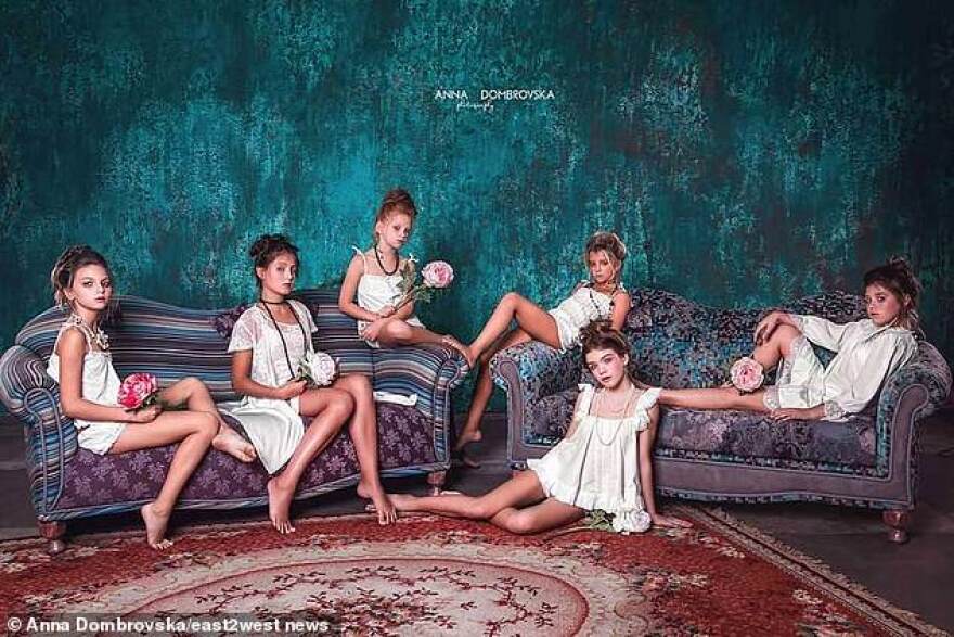 Σάλος στην Ουκρανία για εταιρεία που χρησιμοποίησε κορίτσια 8 ετών για «αισθησιακά εσώρουχα» 