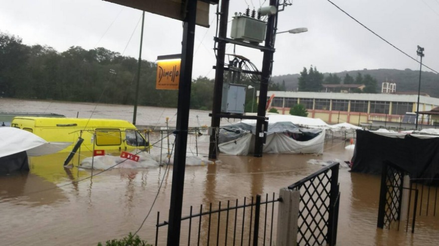 Αγωνία για τους τέσσερις αγνοούμενους του «Ζορμπά» - Τους ψάχνουν δύτες και ΕΜΑΚ