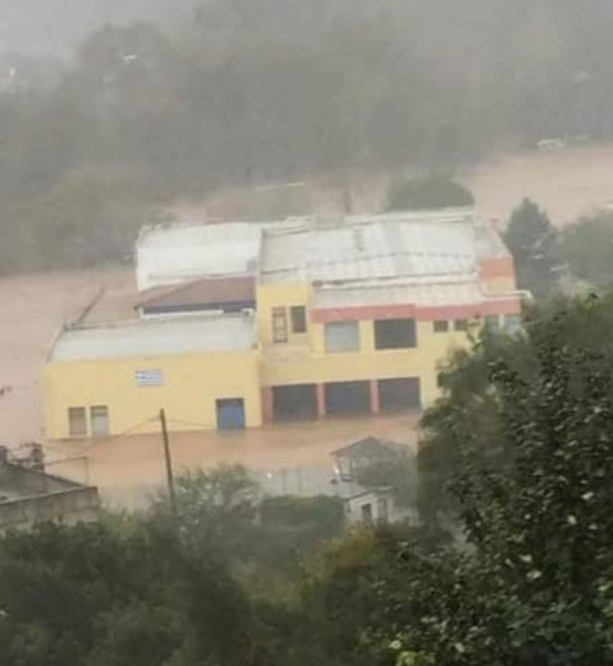 Αγωνία για τους τέσσερις αγνοούμενους του «Ζορμπά» - Τους ψάχνουν δύτες και ΕΜΑΚ