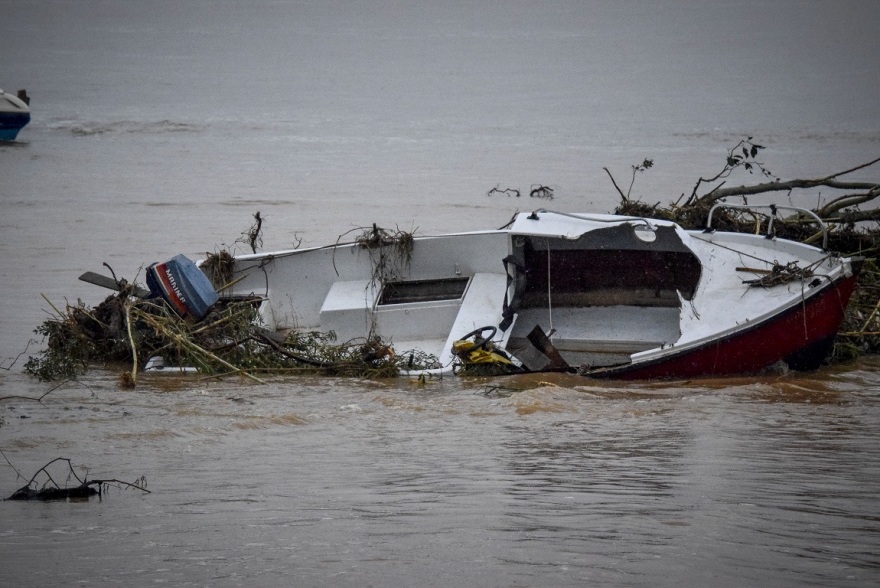 Φωτογραφίες: Εικόνες Αποκάλυψης άφησε πίσω του ο κυκλώνας «Ζορμπάς» σε Μαντούδι και Αργολίδα 