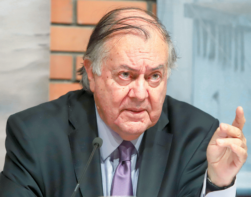 Η ΕΡΤ πληρώνει τρεις φορές ακριβότερα τη Λαμία από τη Ρεάλ