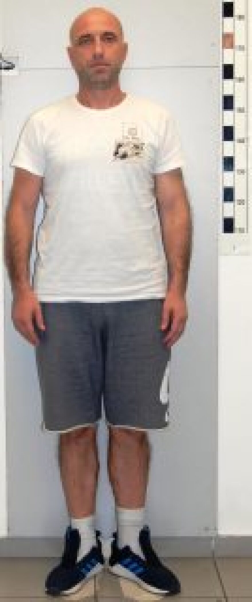 Στη δημοσιότητα οι φωτογραφίες σπείρας που «ρήμαζε» σπίτια στα νότια προάστια