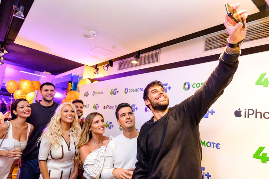 Τα νέα iPhone Xs & iPhone Xs Max έφθασαν σε COSMOTE και ΓΕΡΜΑΝΟ
