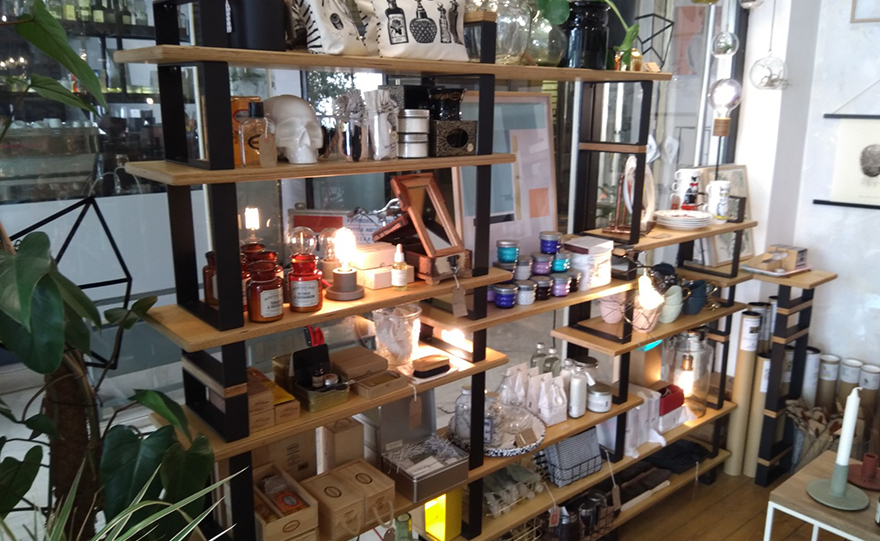 Τα Paraphernalia του «The Escapist»