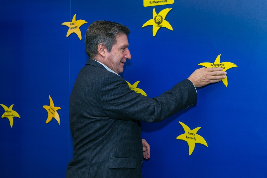 Επίσκεψη Καμίνη στην Ογκολογική Μονάδα Παίδων «Μαριάννα Β. Βαρδινογιάννη - ΕΛΠΙΔΑ»