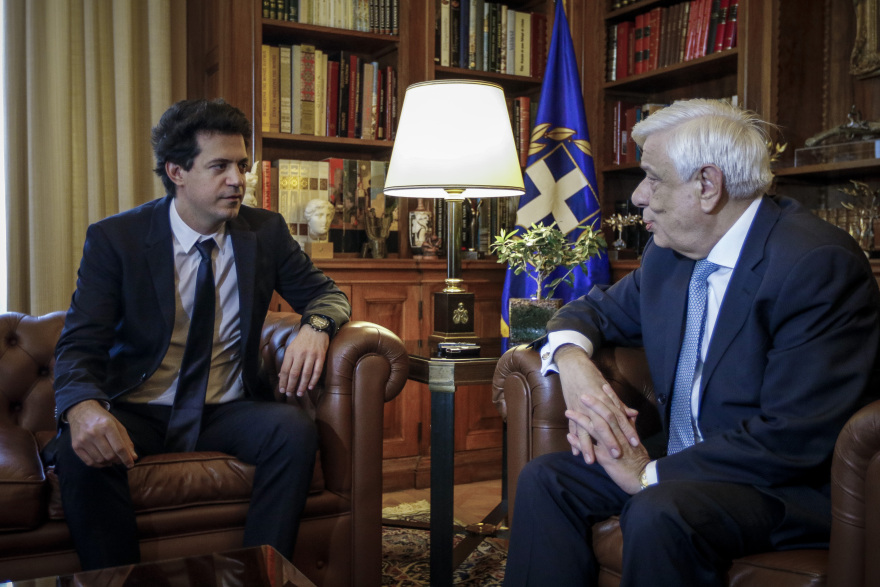 Παυλόπουλος σε Δασκαλάκη: Eίμαστε υπερήφανοι για το επιστημονικό σας ήθος