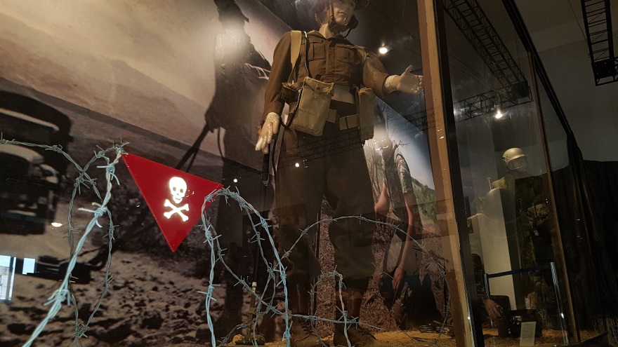 ΤΕΝΞ: Καθαρίζει νάρκες και βλήματα, αναδεικνύοντας την ιστορία