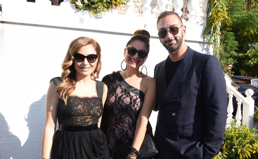 Δείτε το φωτογραφικό άλμπουμ από τον «big fat greek wedding» της Μαρίας Μενούνος 