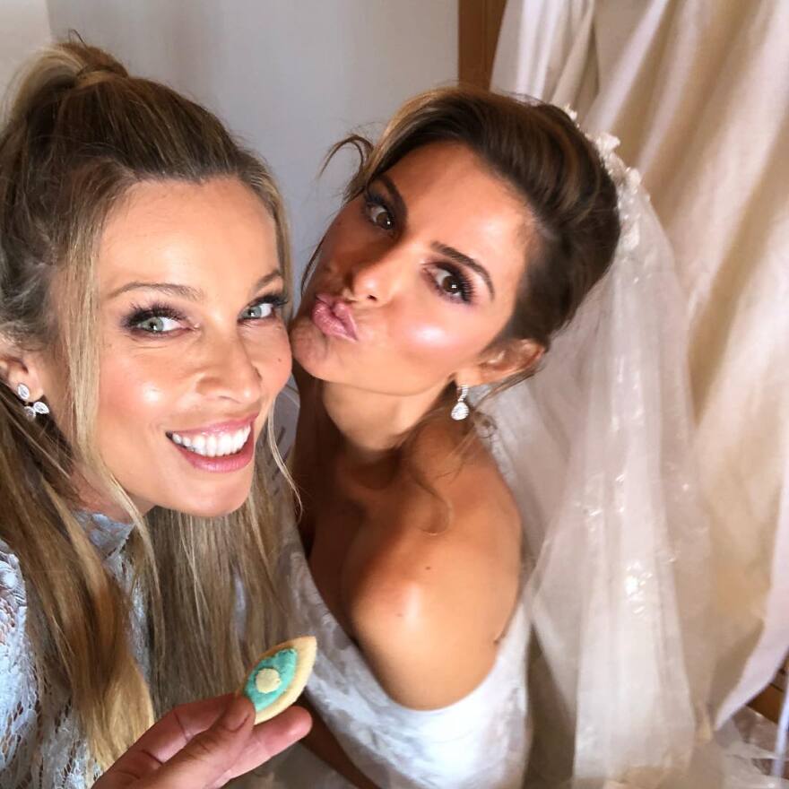 Δείτε το φωτογραφικό άλμπουμ από τον «big fat greek wedding» της Μαρίας Μενούνος 