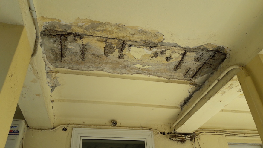 Σε άθλια κατάσταση το Νοσοκομείο Κιλκίς - Εκπαιδευόμενη τραυματίστηκε από πτώση σοβάδων