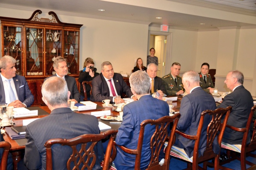 Τζέιμς Μάτις: Σταθερός και εξαιρετικός σύμμαχος η Ελλάδα