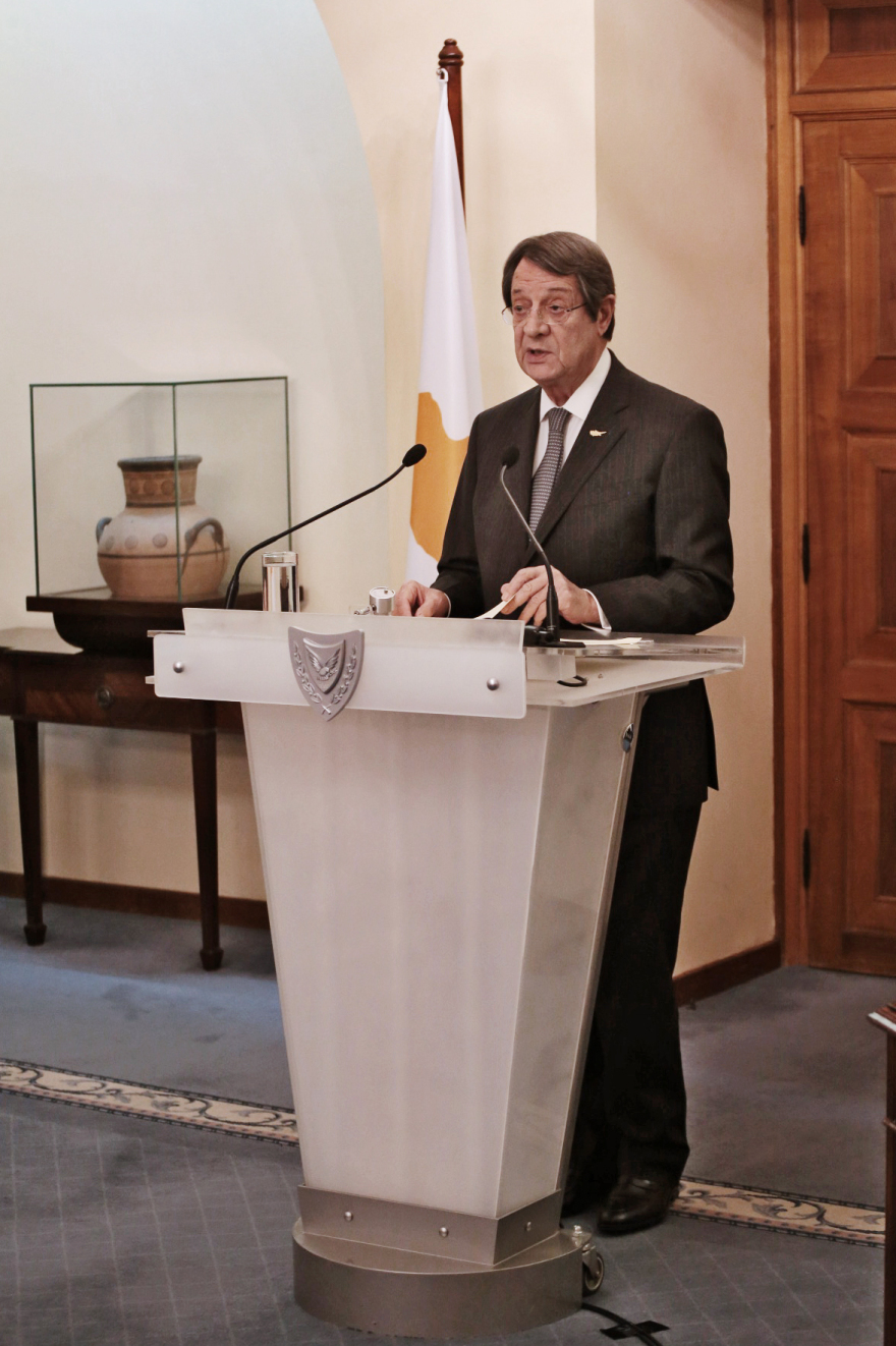 Η Κυπριακή Δημοκρατία τίμησε την Μαριάννα Β. Βαρδινογιάννη για το ανθρωπιστικό της έργο