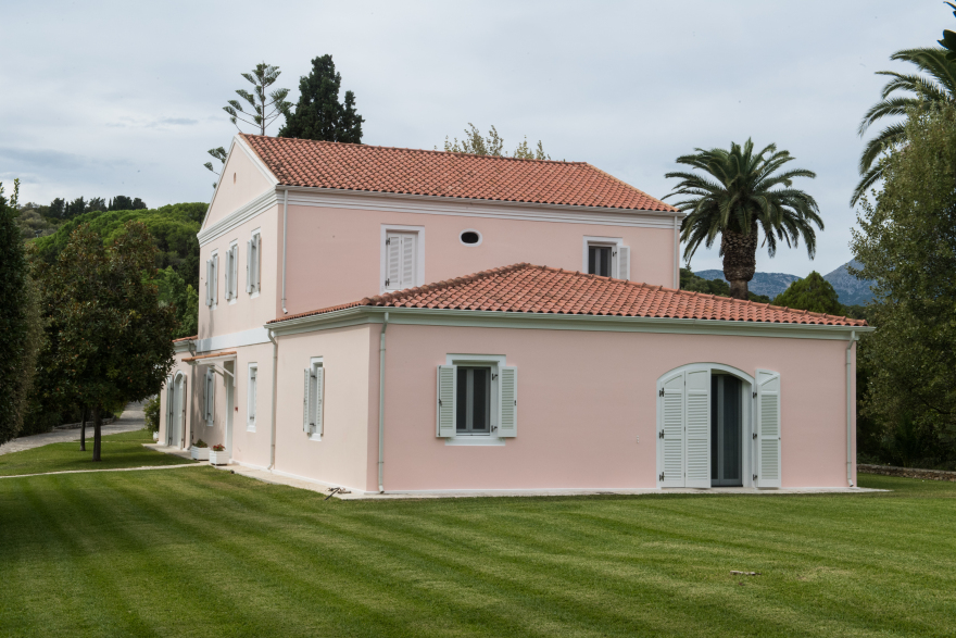 «Πράσινο» και από την Περιφέρεια Ιονίων Νήσων στον Ριμπολόβλεφ για την ανάπλαση του Σκορπιού