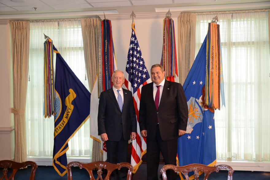 Βάσεις των ΗΠΑ σε Βόλο, Λάρισα και Αλεξανδρούπολη πρότεινε ο Καμμένος στον Αμερικανό υπ. Άμυνας