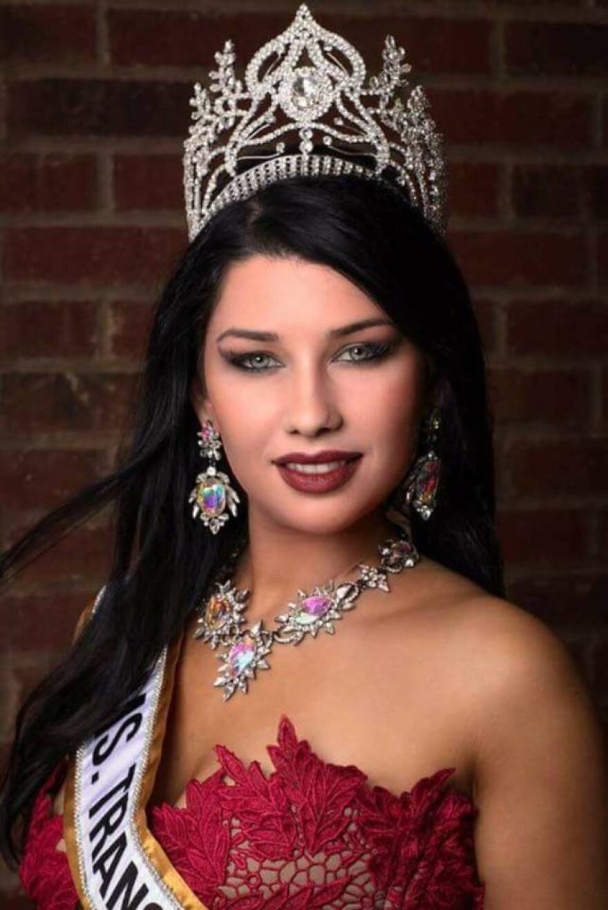 Κωνσταντίνα Παγάνη: Ποια είναι η «Μις Υφήλιος 2017» που ο θείος της σκότωσε τη μητέρα της