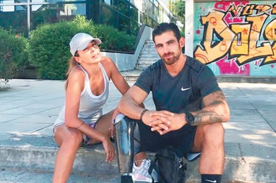 Ετεοκλής Παύλου: Η δολοφονική απόπειρα, ο ακρωτηριασμός και ο έρωτάς του με την Ελένη Χατζίδου