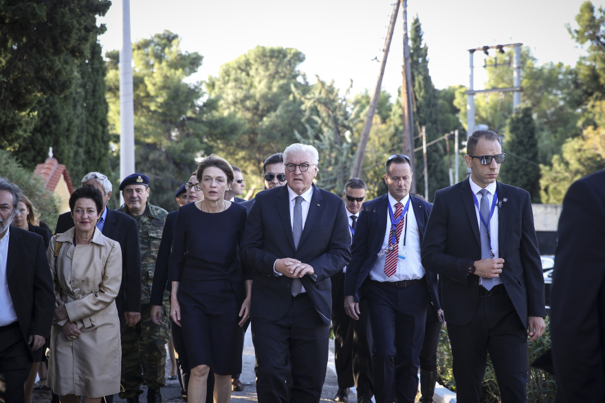 Σταϊνμάιερ: Ο φίλος της Ελλάδας που δεν ξεχνά τα ναζιστικά εγκλήματα 