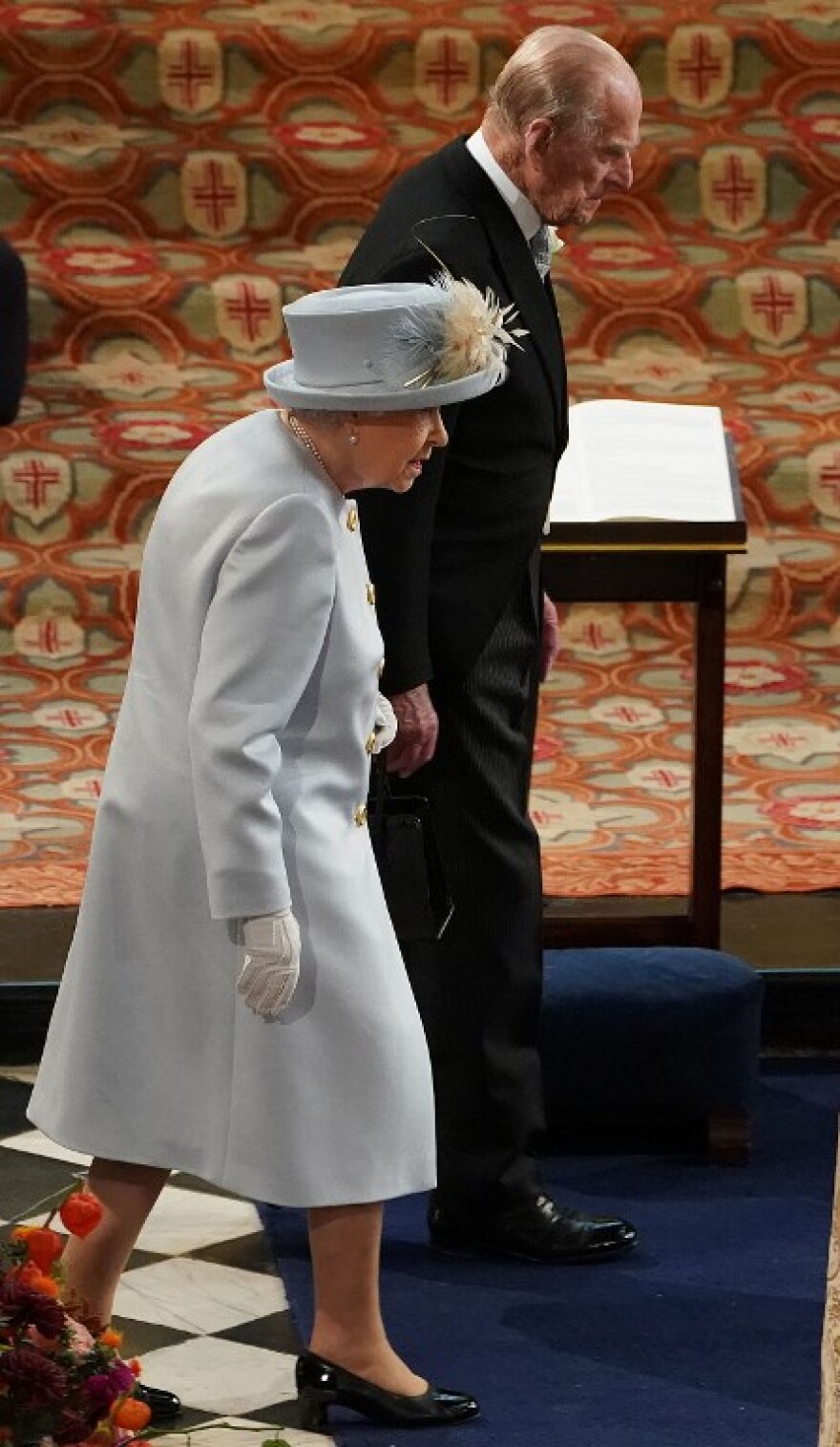 Ο παραμυθένιος γάμος της πριγκίπισσας Ευγενίας και το ανοιχτό νυφικό στην πλάτη