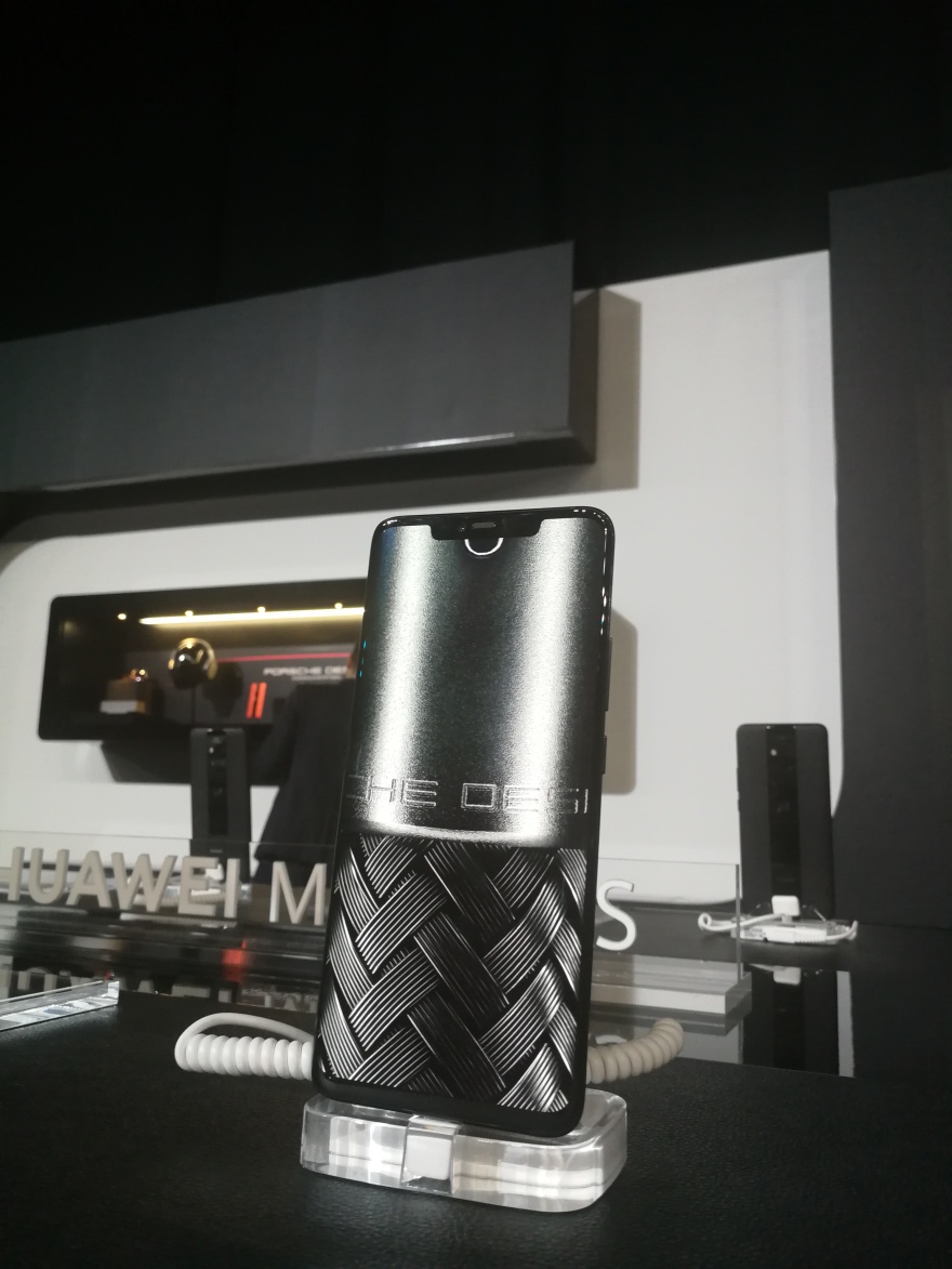 H Huawei με το Mate 20 Pro «ταράζει» την παγκόσμια αγορά 