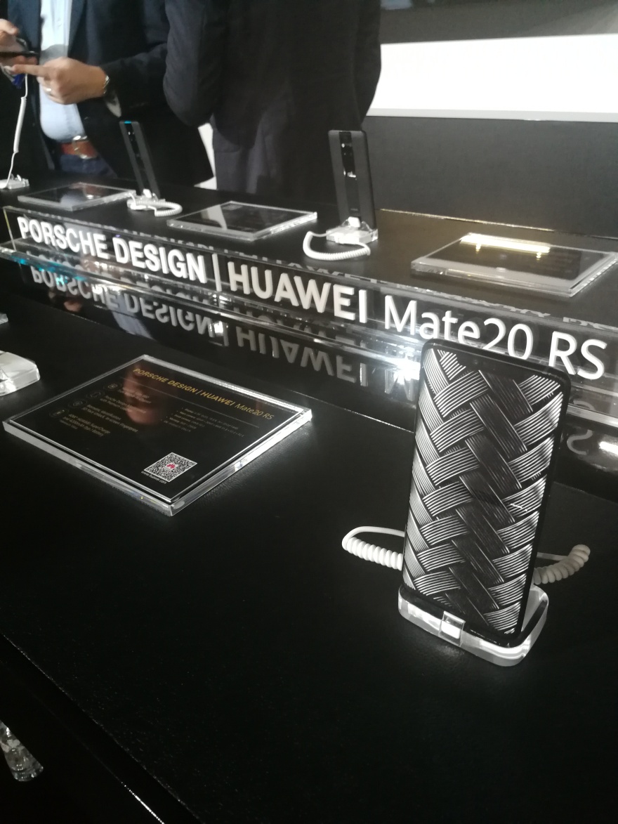 H Huawei με το Mate 20 Pro «ταράζει» την παγκόσμια αγορά 