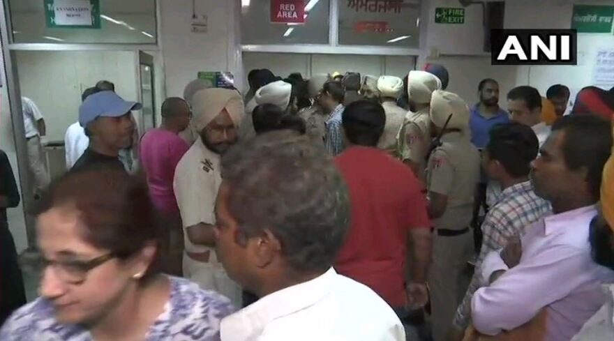 Κόλαση στην Ινδία: Τρένο έπεσε πάνω σε πλήθος - Τουλάχιστον 60 νεκροί