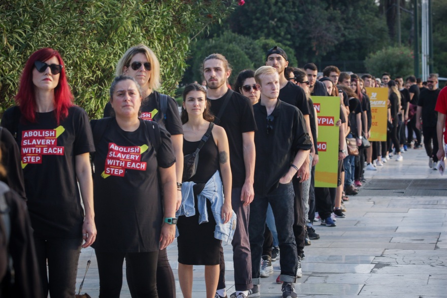 Walk For Freedom: Σιωπηλές πορείες κατά της εμπορίας ανθρώπων