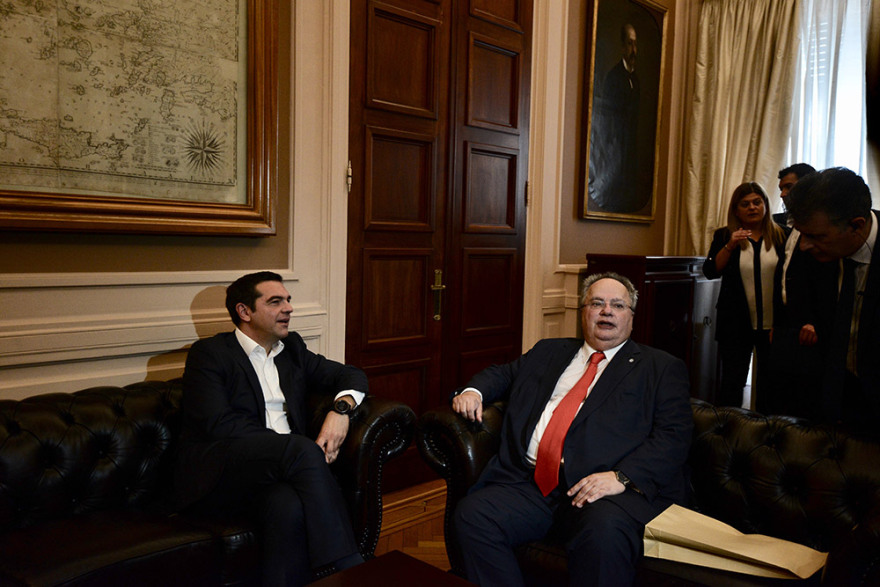 Επέκταση της αιγιαλίτιδας ζώνης στο Ιόνιο στα 12 μίλια προανήγγειλε ο Κοτζιάς