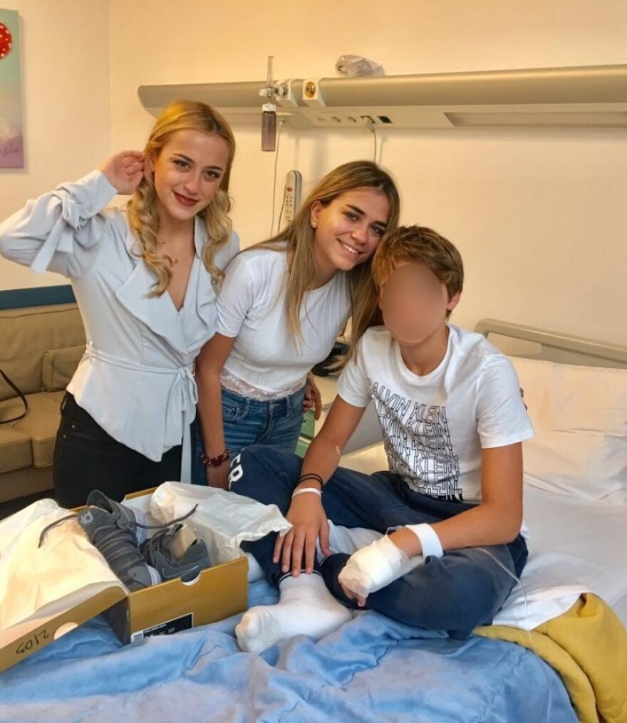 Στο νοσοκομείο ο γιος του Γιώργου και της Μαρίνας Πατούλη