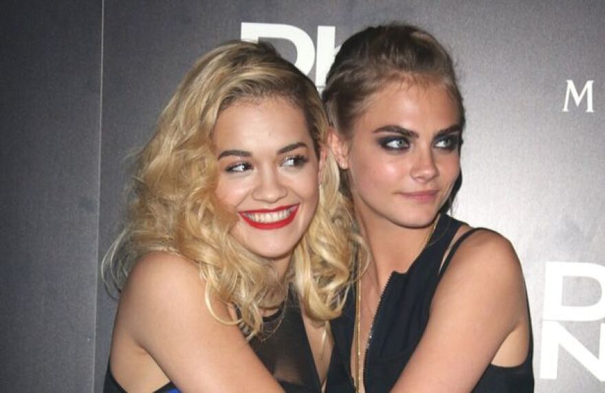 Ρίτα Ορα- Κάρα Ντελεβίν: Συστρατεύονται κατά του cyberbullying