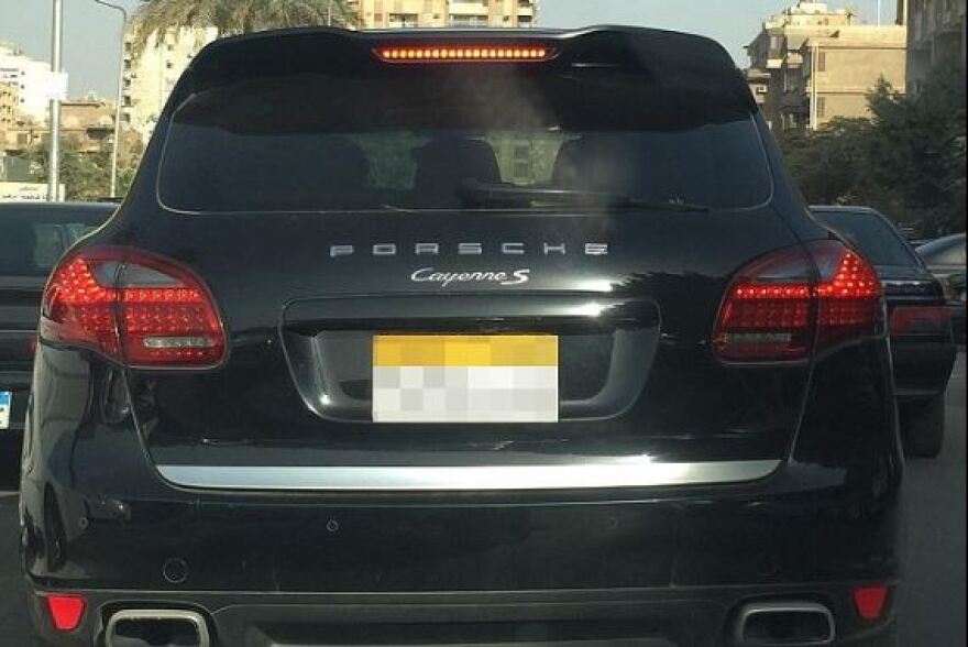 Αυτή η Porsche έχει ένα απίστευτο λάθος 